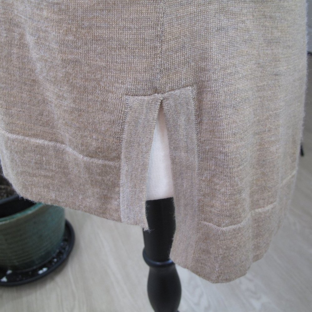 J.JILL 100% Merino Wool Beige Sweater - Picture 10 of 11